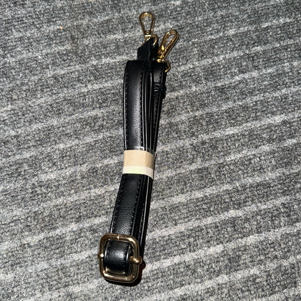 CROSSBODY PURSE STRAP GOLD & BLACK